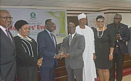 L-R: Sola Tinubu, Deputy President, Nigerian Council of Registered Insurance Brokers (NCRIB); Bola Onigbogi, Vice President, NCRIB; Pius Apere, MD/CEO. Linkage Assurance Plc; Emmanuel Okunoren, President, NCRIB; Feyisayo Soyewo, Past President, NCRIB, and Joyce Ojemudia, GM, Marketing, Linkage Assurance Plc during the February 2017 members evening of NCRIB hosted by Linkage Assurance Plc in Lagos.