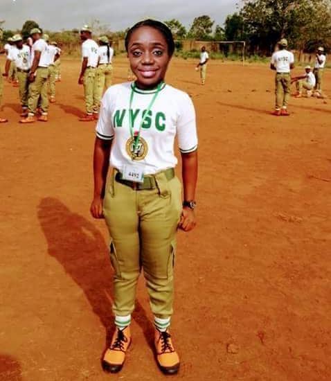 Kemi Adesoun in NYSC uniform: Real or Photoshop?