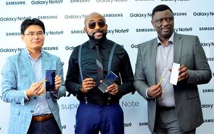 Mr. Jingak Chung, Managing Director, Samsung Electronics West Africa; Bankole Wellington, Samsung Ambassador/Host and Mr. Olumide Ojo, Director, Information Technology & Mobile (IM), Samsung Electronics West Africa during the launch of Samsung Galaxy Note9 into the Nigerian market at Samsung Experience Store in Lagos.